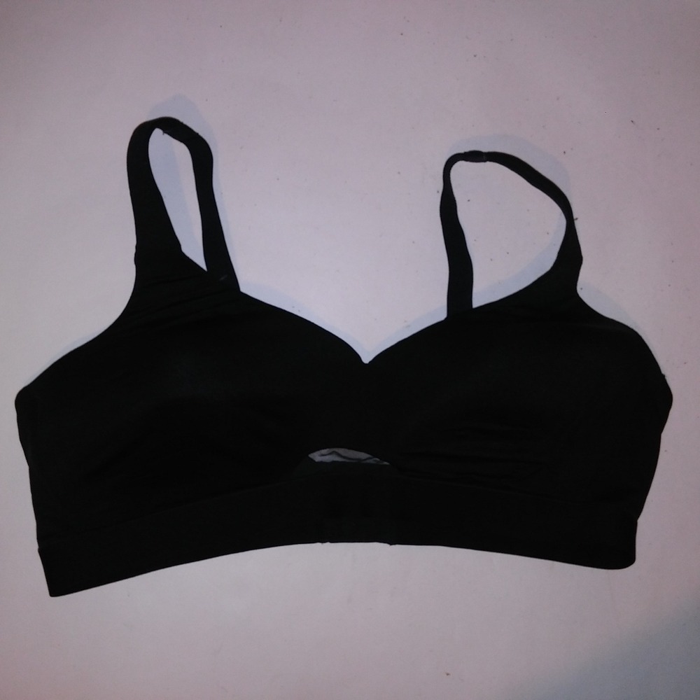 Cacique Bra 42C Lightly Lined No Wire Black Solid Wireless